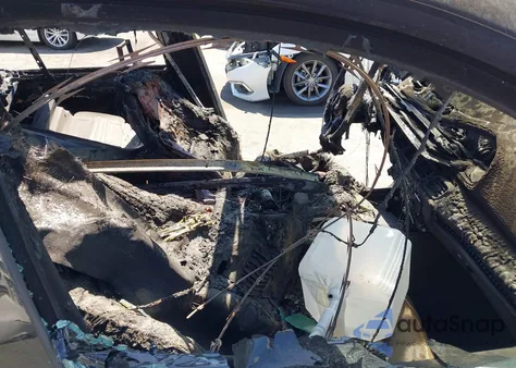 2020 Mercedes-Benz Gle 350 4Matic z USA, uszkodzony, nr VIN 4JGFB4KE7LA145910